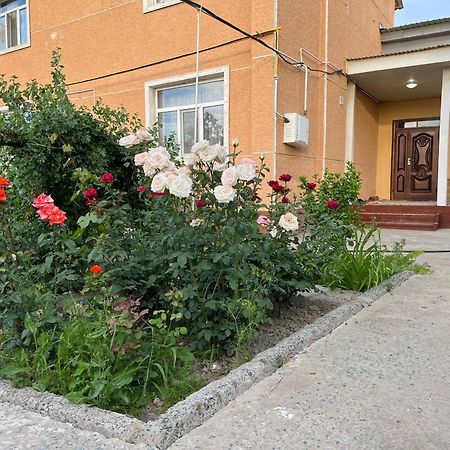 Nukus Guest House ภายนอก รูปภาพ